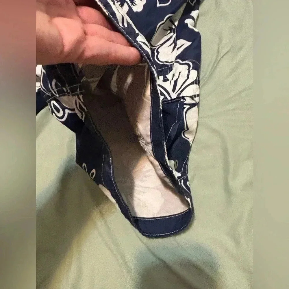 Merona swim trunks (M). Floral blue/Navy sides - Picture 9 of 14